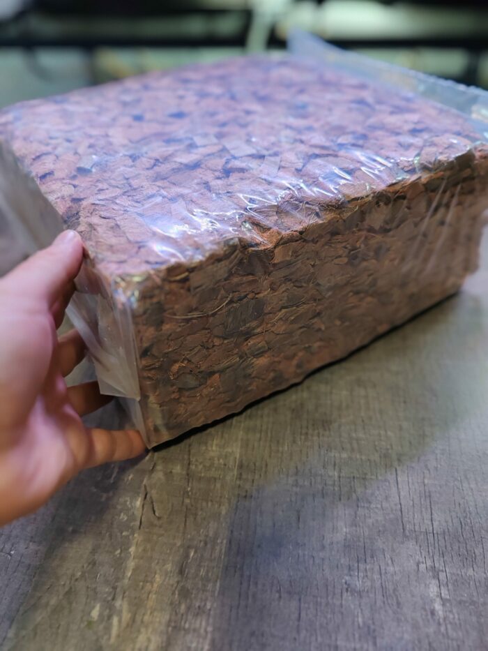 Bloc compressé de "Copeaux de coco" - 4,5kg – Image 2